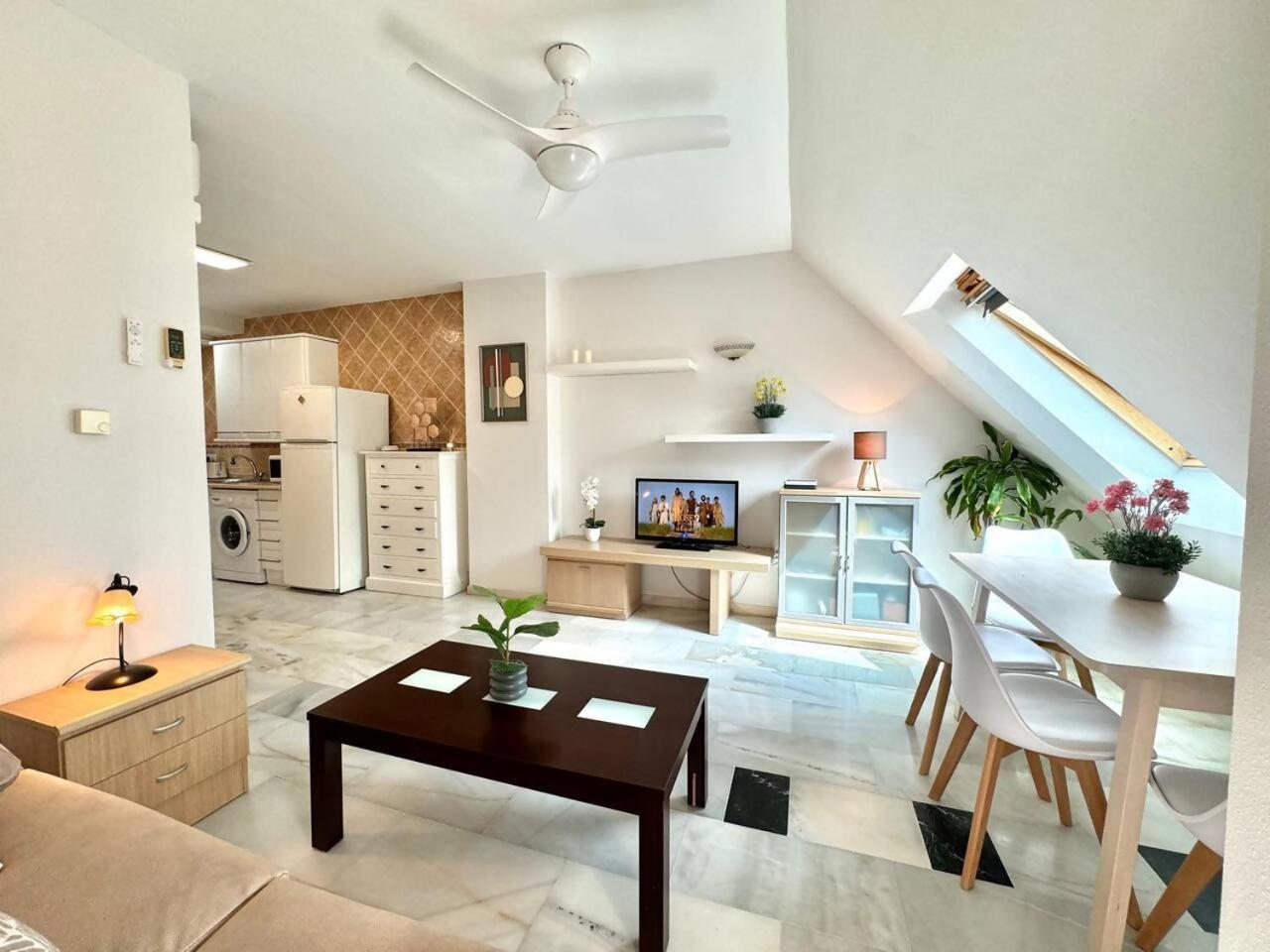 Cyv Fun Beach & Relax 1 Bed 1 Bath Fuengirola Ruang foto